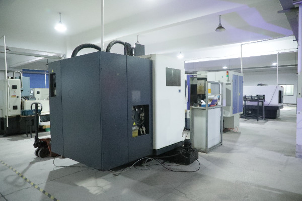 Μηχανή Hetai Changzhou και ηλεκτρική Co. συσκευών, ΕΠΕ γραμμή παραγωγής 5 εργοστασίων