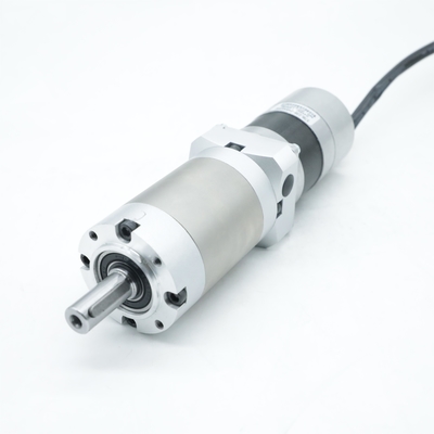 Αγορά Nema23 57mm αβούρτσιστη μηχανή συνεχών κιβωτίων ταχυτήτων 25N.M 16:1 24V 15rpm με τον ενσωματωμένο οδηγό online manufacture